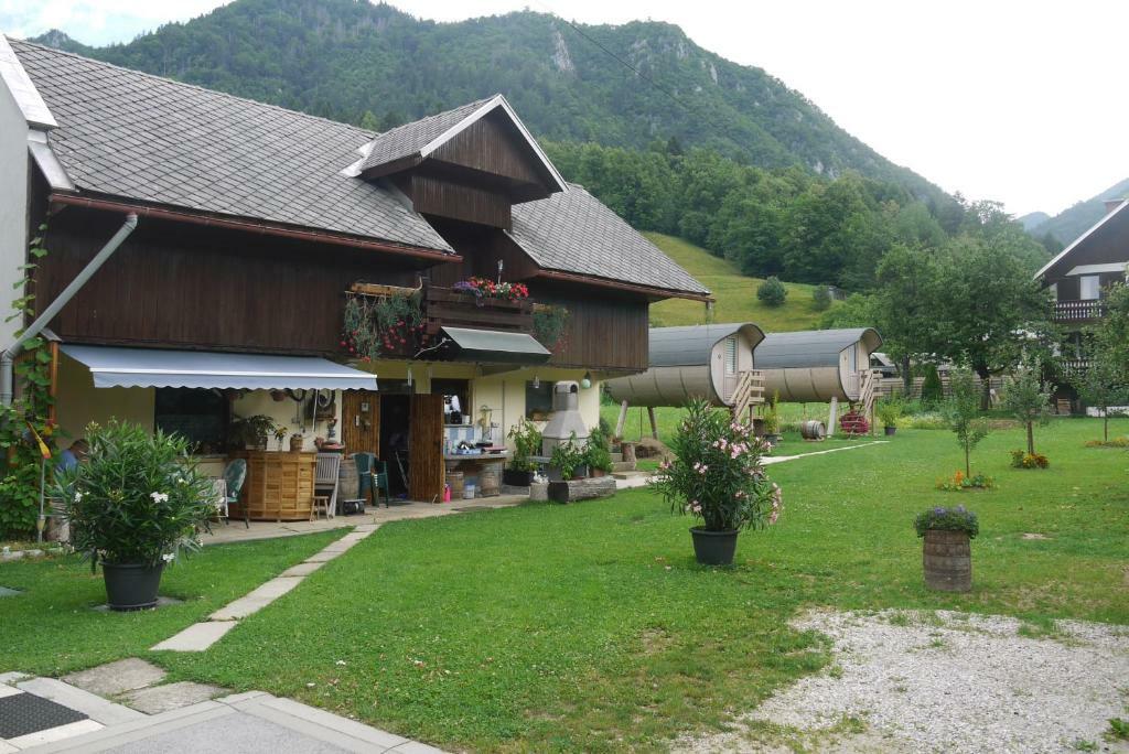 Apartments - Glamping Encijan Begunje na Gorenjskem Kültér fotó